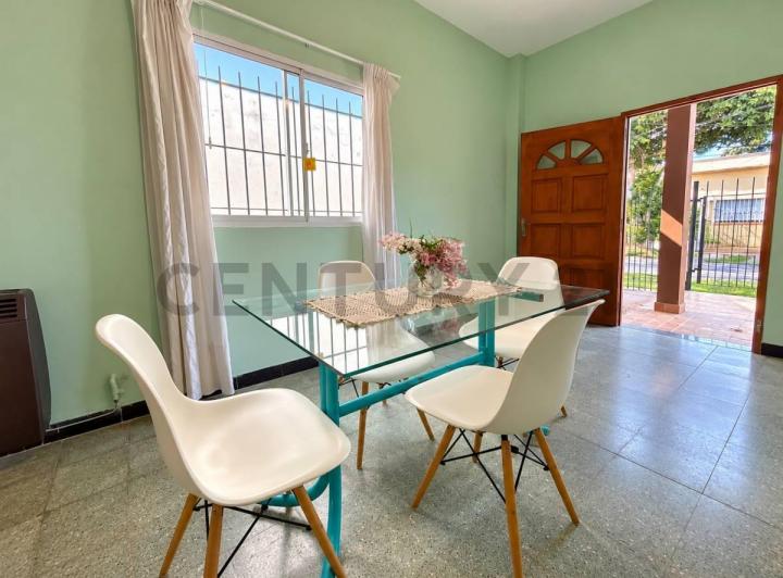 Casa · 107m² · 4 Ambientes · 1 Cochera