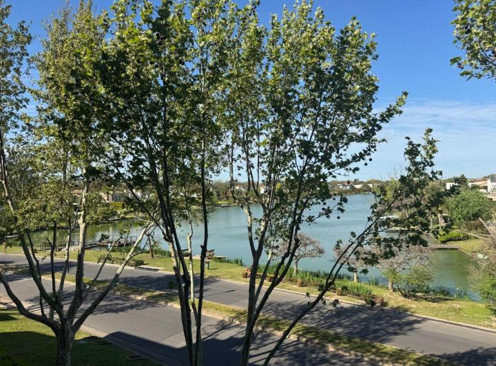 Departamento · 52m² · 2 Ambientes · 1 Cochera