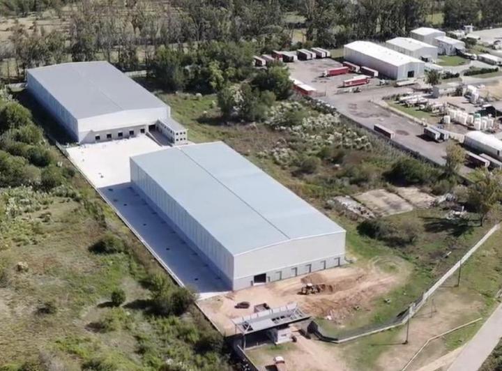 Bodega-Galpón · 9375m²