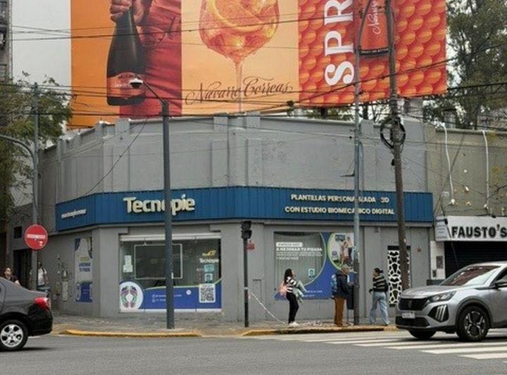 Local comercial · 115m²