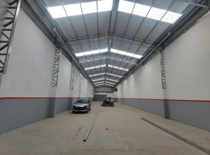 Depósito · 600m²