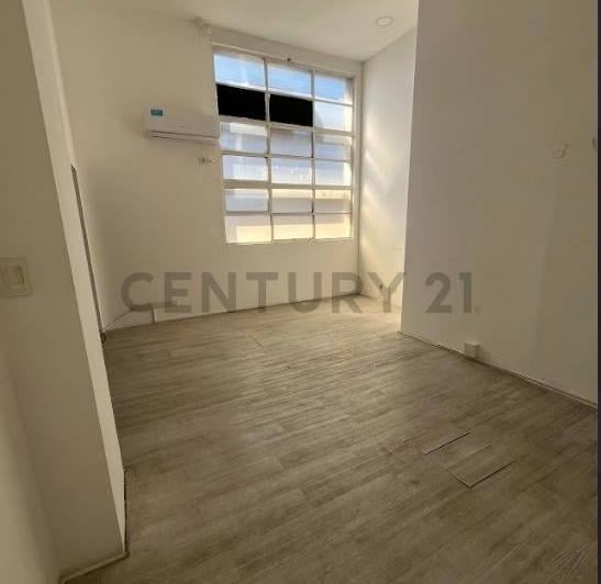Oficina comercial · 344m²