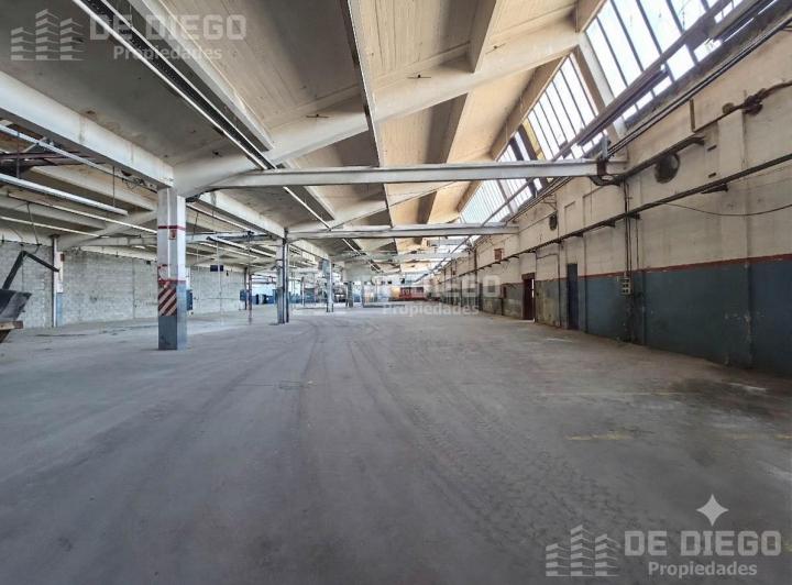 Bodega-Galpón · 6023m²