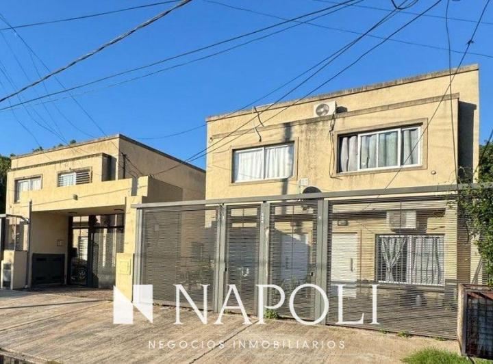 Casa · 95m² · 3 Ambientes · 1 Cochera
