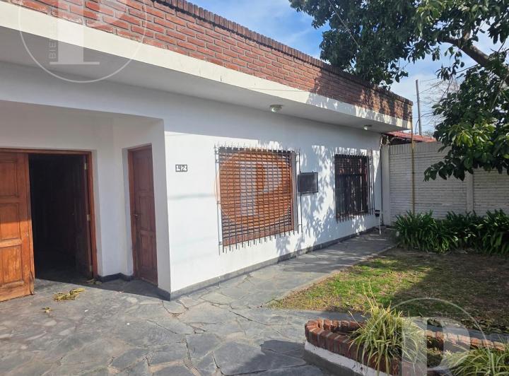 Casa · 100m² · 5 Ambientes · 1 Cochera