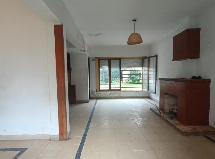 Casa · 120m² · 6 Ambientes · 3 Cocheras
