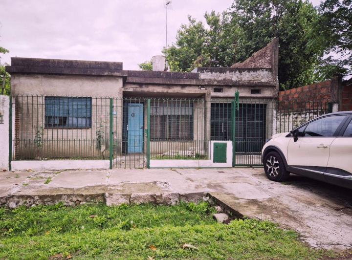 Casa · 80m² · 3 Ambientes · 1 Cochera