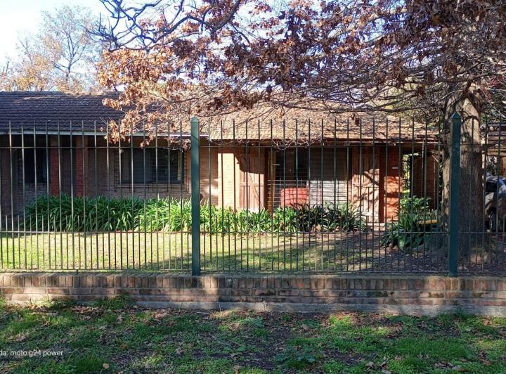 Casa · 120m² · 5 Ambientes · 1 Cochera