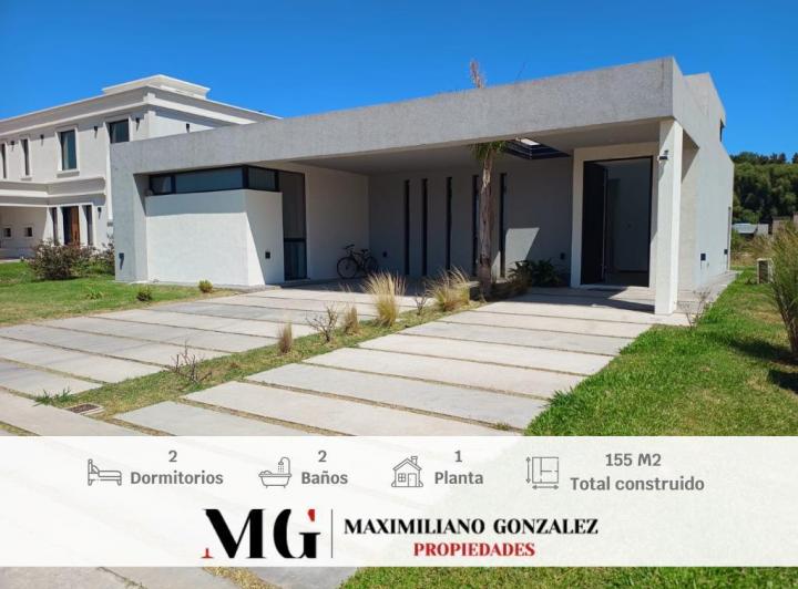 Casa · 130m² · 3 Ambientes · 2 Cocheras