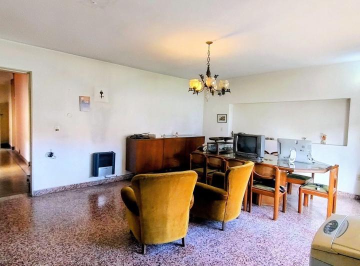 Casa · 152m² · 4 Ambientes · 1 Cochera