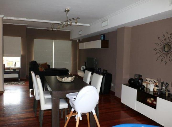 Casa · 190m² · 4 Ambientes · 1 Cochera