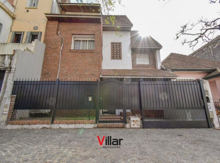 Casa · 195m² · 5 Ambientes · 1 Cochera