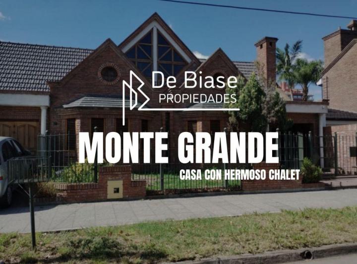 Casa · 345m² · 9 Ambientes · 1 Cochera