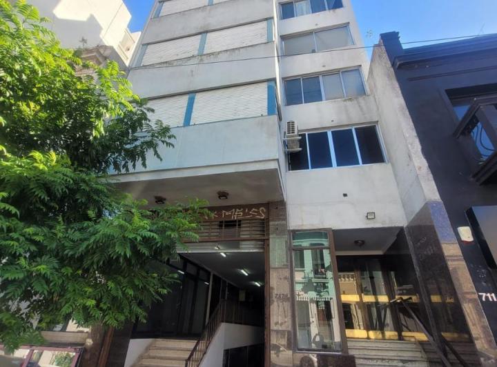 Departamento · 87m² · 4 Ambientes