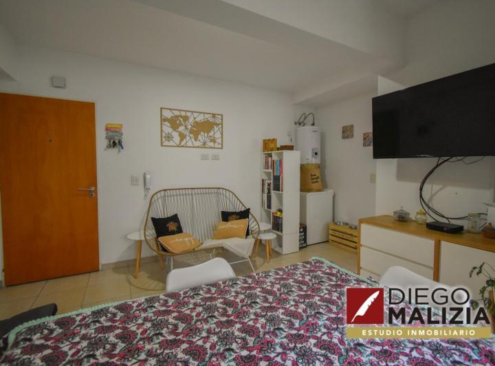 Departamento · 32m² · 2 Ambientes · 1 Cochera