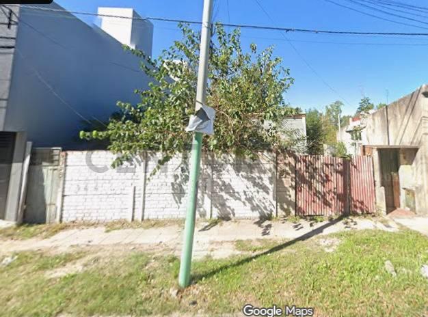 Terreno · 400m²