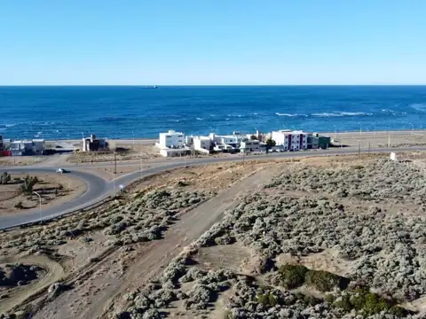 Venta de gran lote de 20.000 m2  sobre rn3, ingreso sur caleta olivia