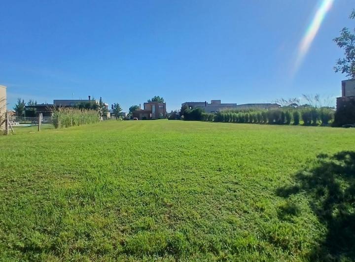 Terreno · 800m²