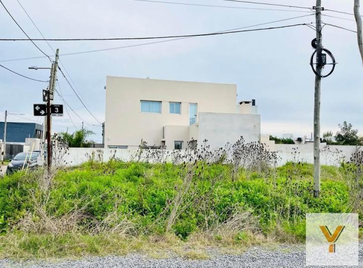 Terreno · 200m²