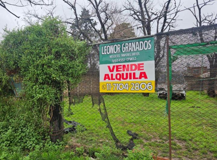 Terreno · 400m²