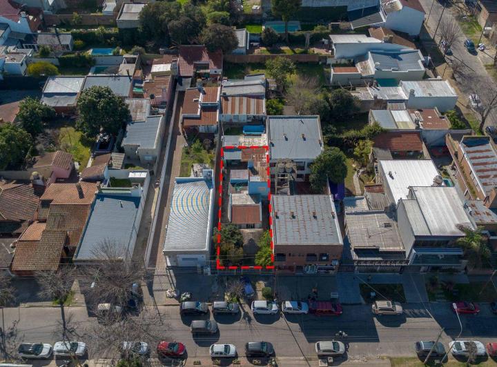 Terreno · 219m²