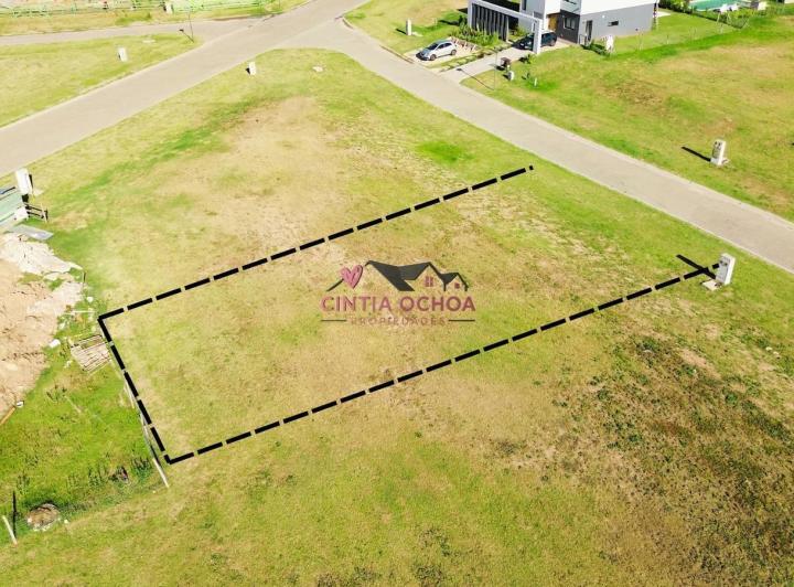 Terreno · 602m²