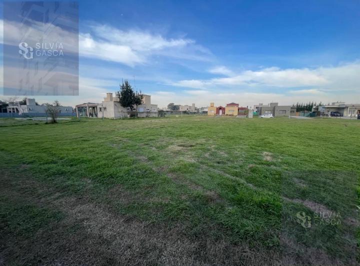 Terreno · 780m²