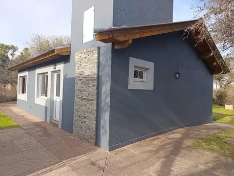 Se vende complejo de cabañas danek