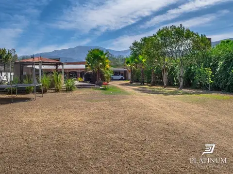 Casa quinta en venta  ubicado en campo quijano