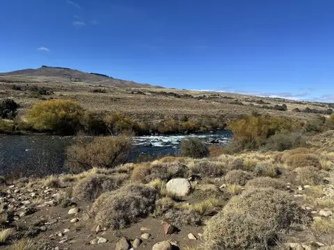 Venta lote  rio chimehuin  . con acceso directo al rio y vistas al volcan lanin