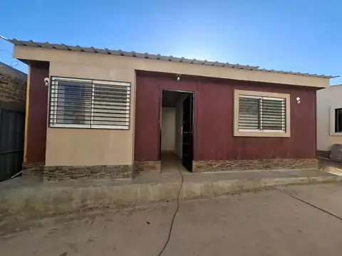 Casa en alquiler barrio los plumerillos las heras