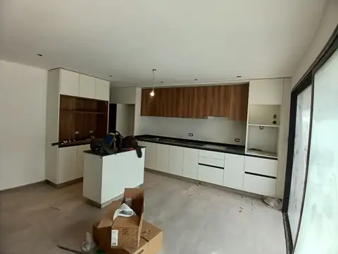 Venta de duplex de categoria en godoy cruz