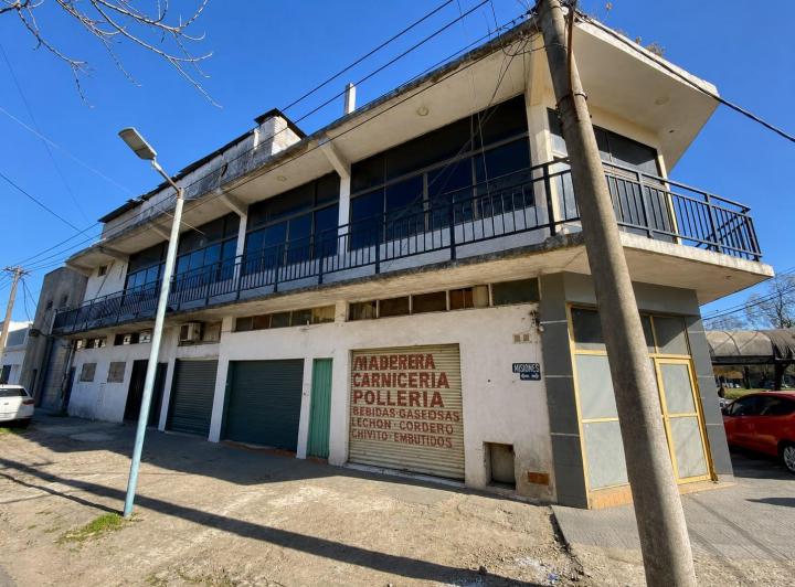 Local comercial · 372m² · 4 Ambientes