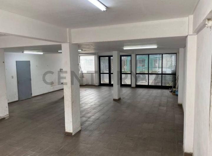 Local comercial · 80m²