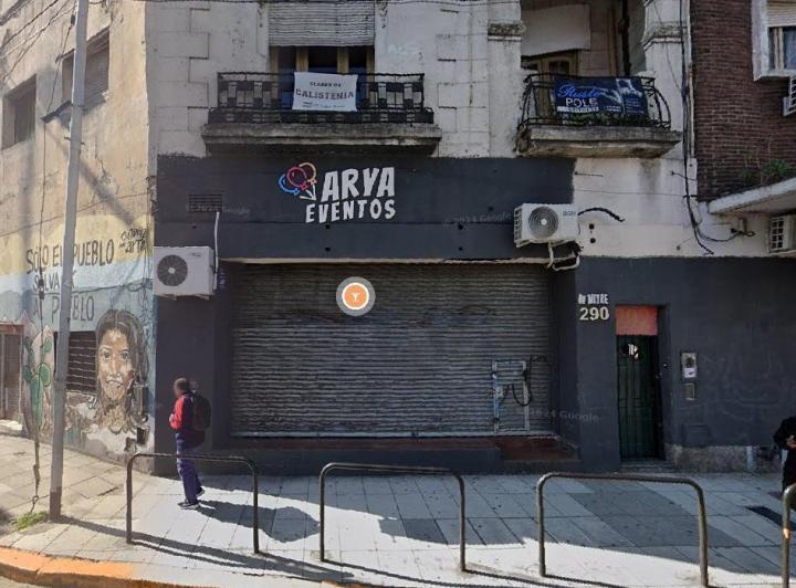 Local comercial · 623m²