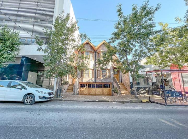 Local comercial · 390m² · 4 Ambientes
