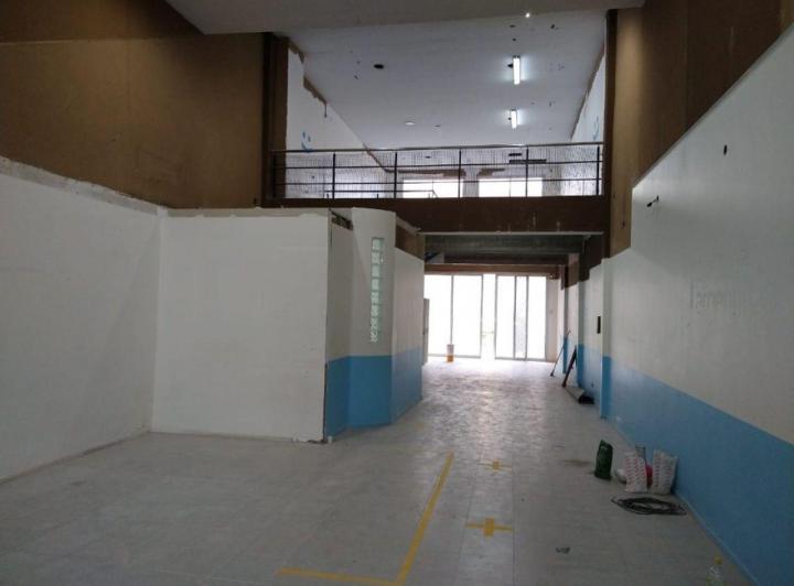 Local comercial · 189m²