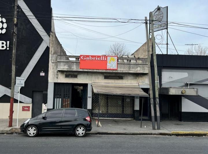 Local comercial · 338m²