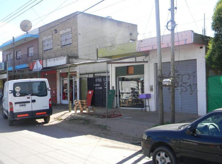 Local comercial · 144m² · 1 Cochera