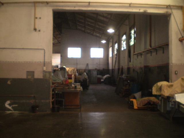 Local comercial · 1700m²