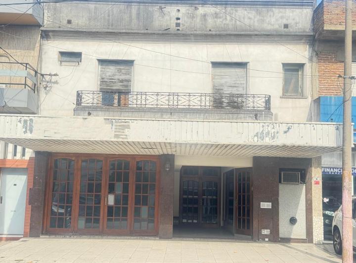 Local comercial · 340m²