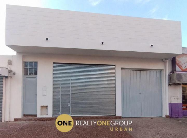 Local comercial · 250m² · 1 Ambiente · 1 Cochera