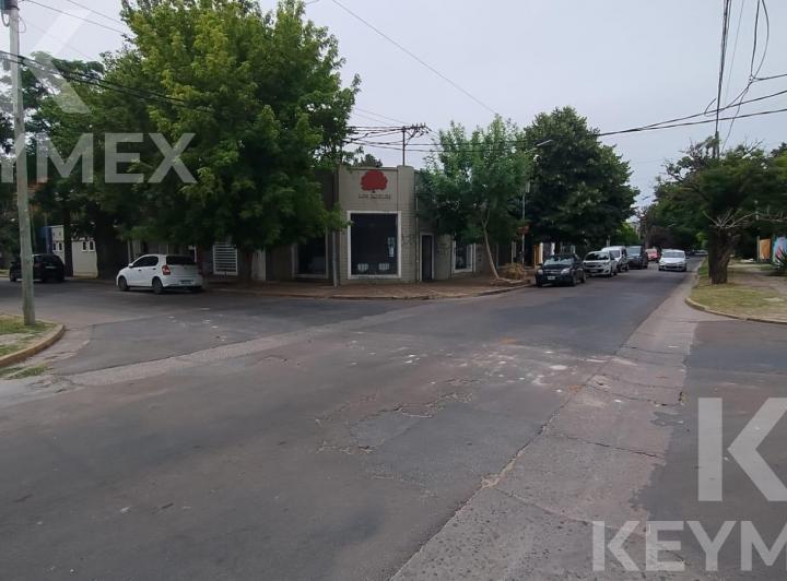 Local comercial · 161m² · 8 Ambientes