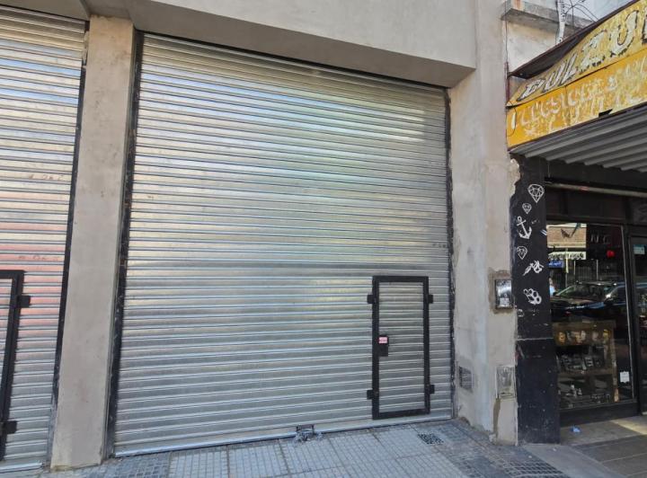 Local comercial · 75m²