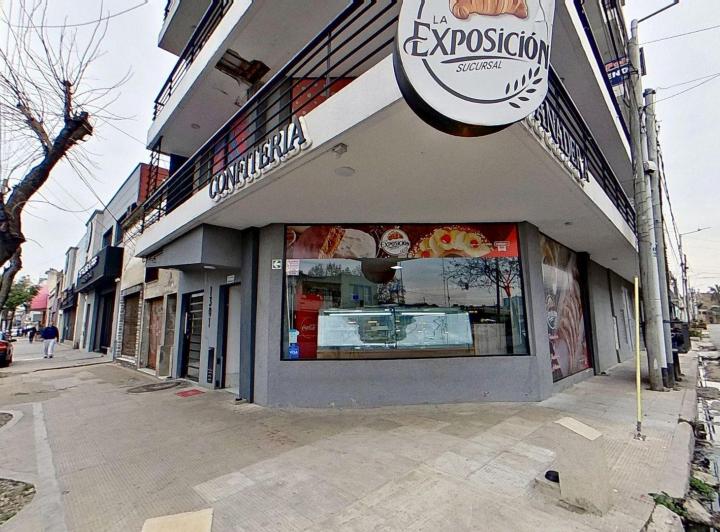 Local comercial · 111m²