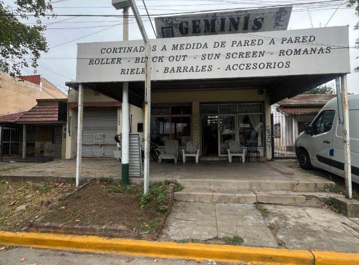 Local comercial · 146m² · 3 Ambientes
