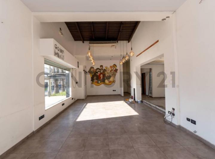 Local comercial · 145m² · 1 Dormitorio