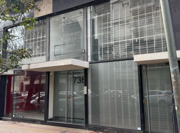 Local comercial · 80m² · 2 Ambientes