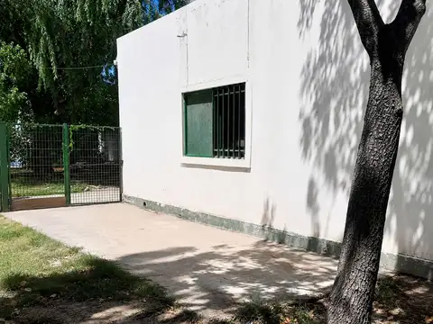 Venta de terreno con construccion rodeo de la cruz