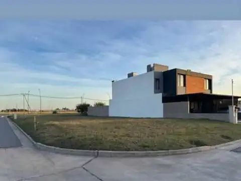 Lote colinas de manantiales